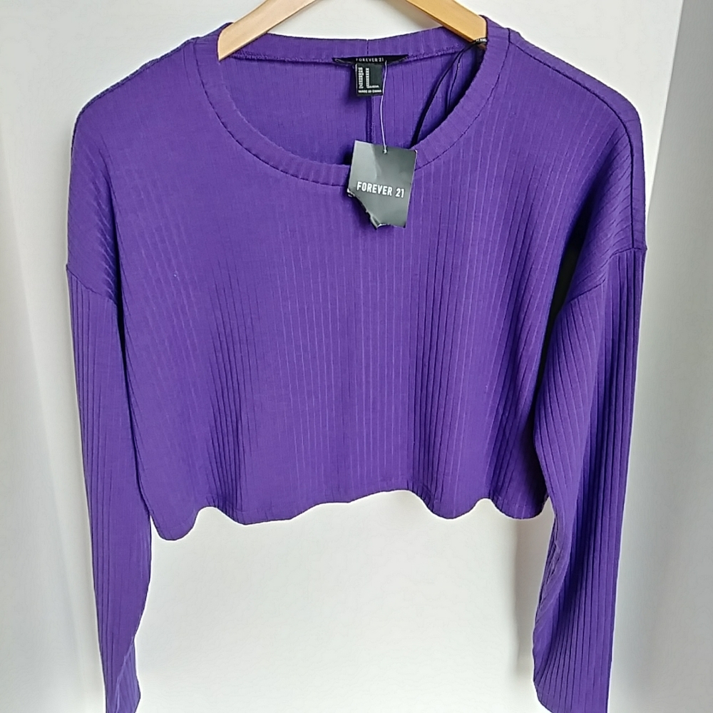 Forever 21 crop-top sweater